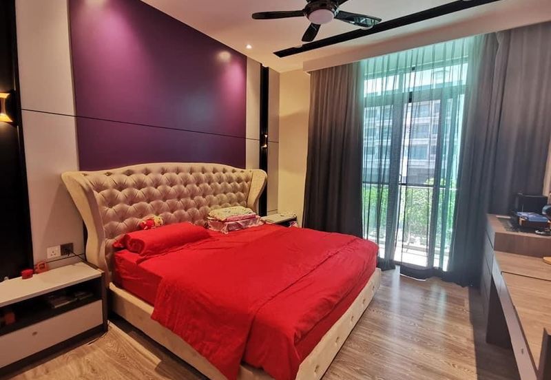 Spectacular Iconic Skies Villa for Rent