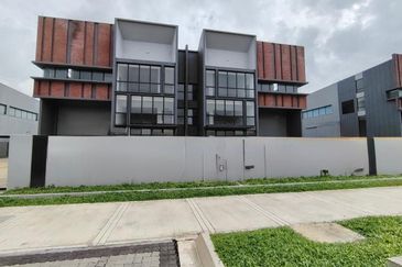 Elmina Business Park