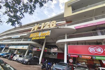 Platinum Mondrian (Pv128)