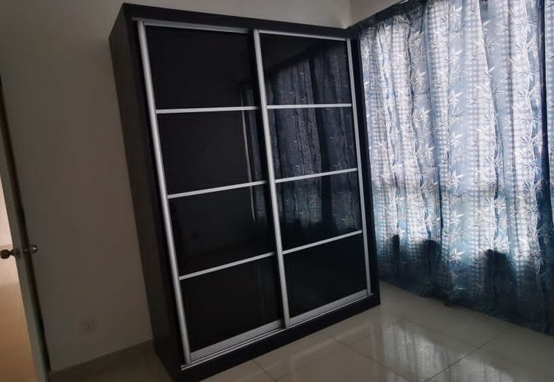 Dedaun Hijau (Greenfield Regency)