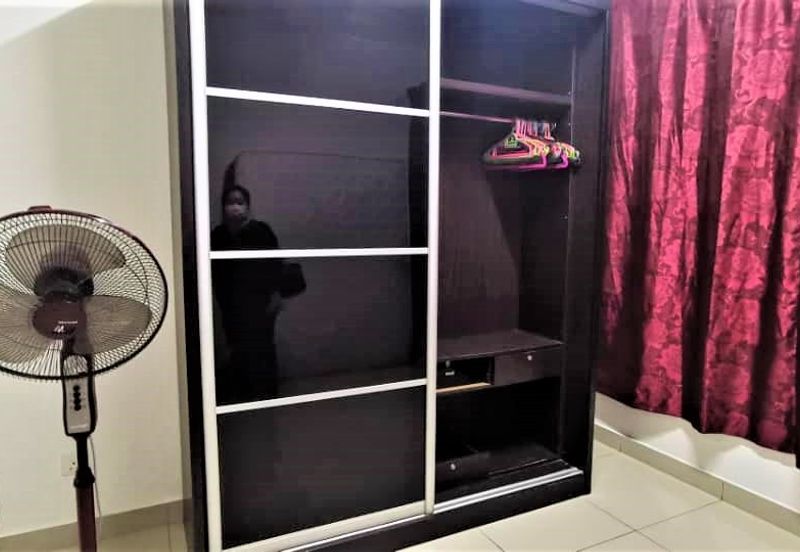 Dedaun Hijau (Greenfield Regency)