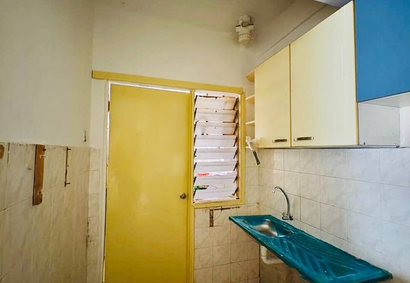 City Garden Palm Villa Condominium