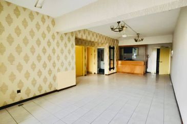 City Garden Palm Villa Condominium