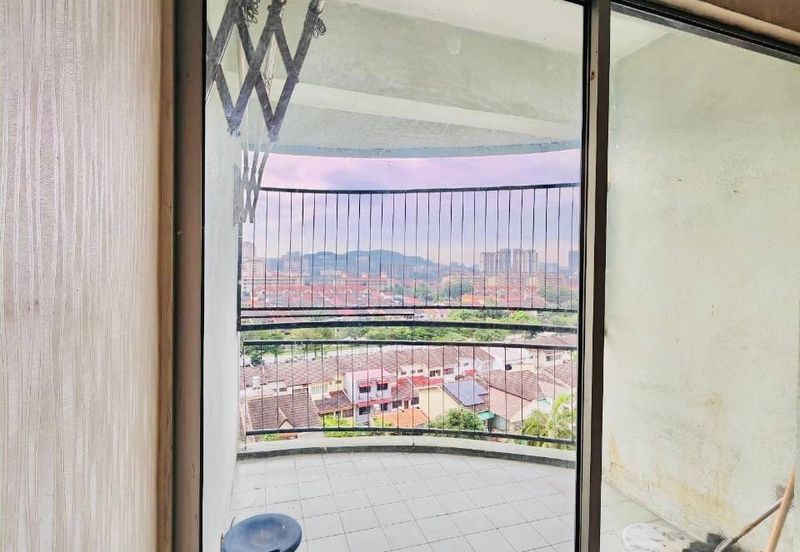 City Garden Palm Villa Condominium