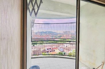 City Garden Palm Villa Condominium