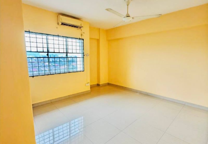 City Garden Palm Villa Condominium