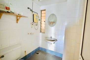 City Garden Palm Villa Condominium