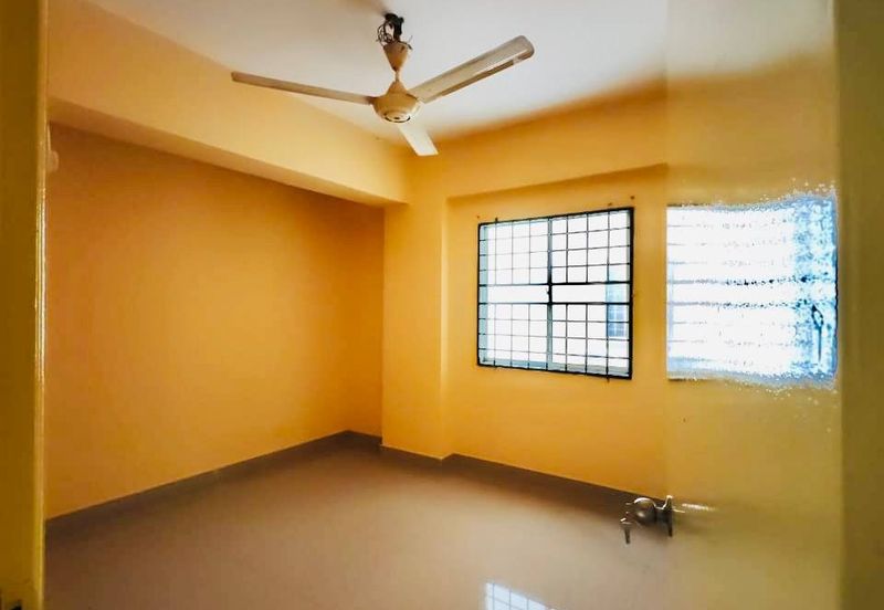 City Garden Palm Villa Condominium