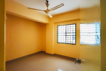 City Garden Palm Villa Condominium