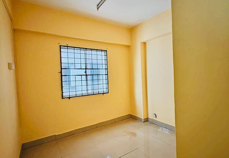 City Garden Palm Villa Condominium