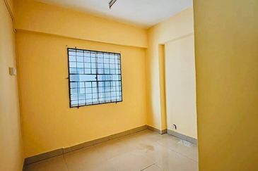 City Garden Palm Villa Condominium