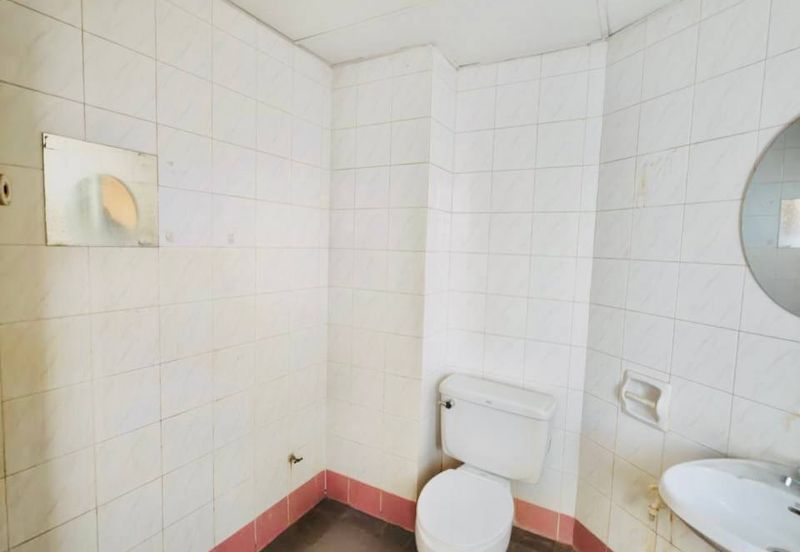 City Garden Palm Villa Condominium