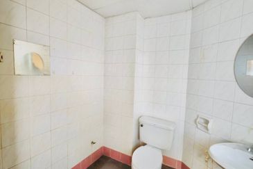 City Garden Palm Villa Condominium