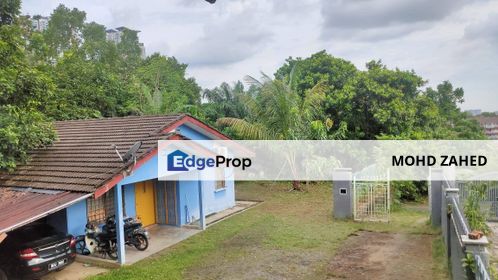 Single storey taman Tenaga Bandar Kinrara Puchong, Selangor, Puchong