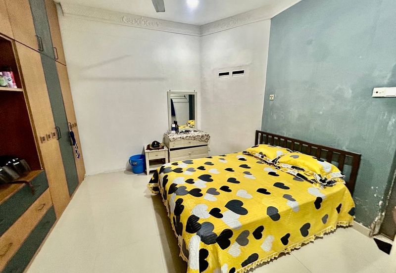 Bank value 1.5mil Bandar Tasik Selatan Sungai Besi kl Facing open Corner Lot Double Storey for sale