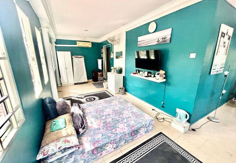 Bank value 1.5mil Bandar Tasik Selatan Sungai Besi kl Facing open Corner Lot Double Storey for sale