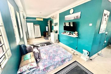 Bank value 1.5mil Bandar Tasik Selatan Sungai Besi kl Facing open Corner Lot Double Storey for sale