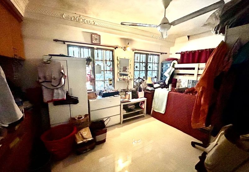 Bank value 1.5mil Bandar Tasik Selatan Sungai Besi kl Facing open Corner Lot Double Storey for sale