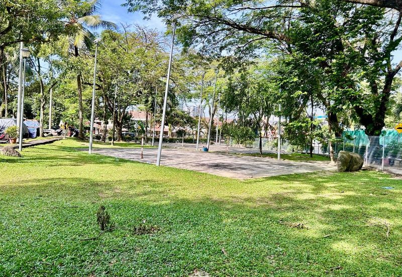 Bank value 1.5mil Bandar Tasik Selatan Sungai Besi kl Facing open Corner Lot Double Storey for sale