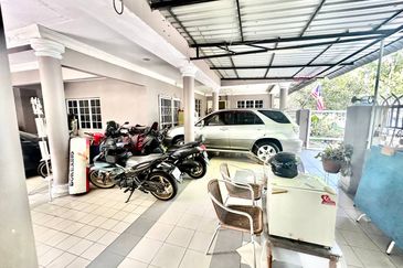 Bank value 1.5mil Bandar Tasik Selatan Sungai Besi kl Facing open Corner Lot Double Storey for sale