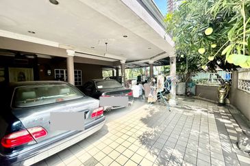 Bank value 1.5mil Bandar Tasik Selatan Sungai Besi kl Facing open Corner Lot Double Storey for sale