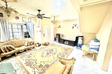 Bank value 1.5mil Bandar Tasik Selatan Sungai Besi kl Facing open Corner Lot Double Storey for sale