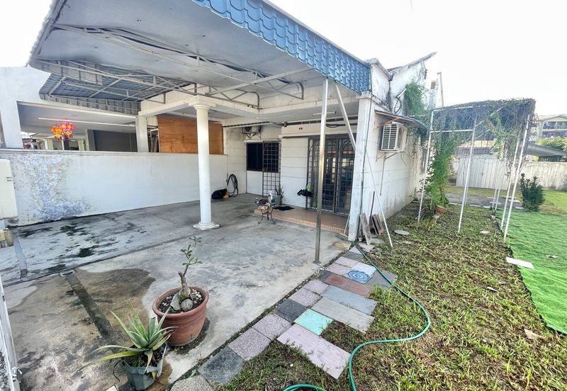 Taman Kinrara Seksyen 1