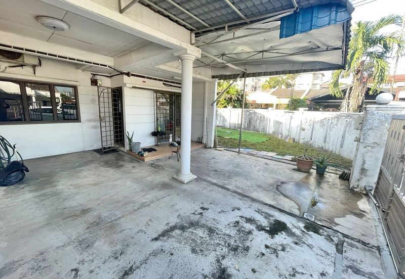 Taman Kinrara Seksyen 1