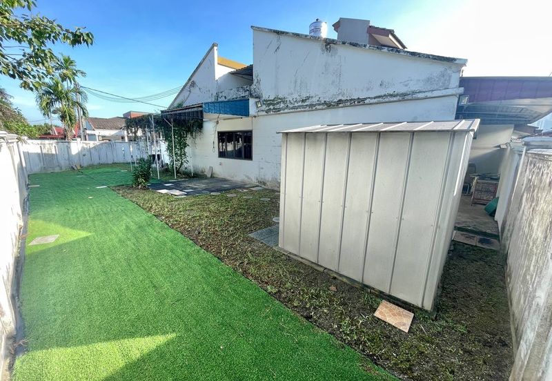 Taman Kinrara Seksyen 1