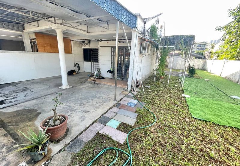 Taman Kinrara Seksyen 1