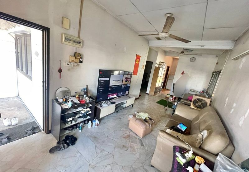 Taman Kinrara Seksyen 1