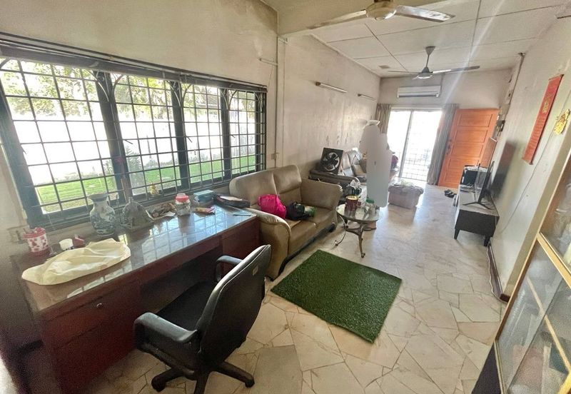 Taman Kinrara Seksyen 1