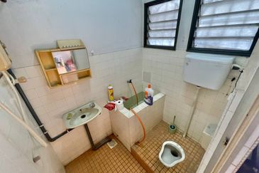 Taman Kinrara Seksyen 1