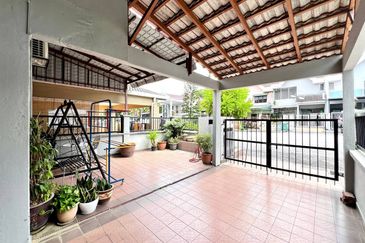SUPER BELOW MARKET Taman Setiawangsa KL Double Storey for Sale