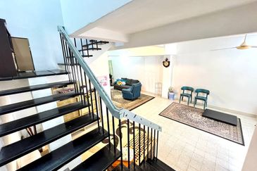 SUPER BELOW MARKET Taman Setiawangsa KL Double Storey for Sale