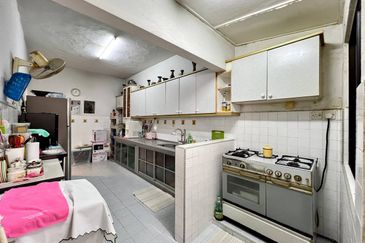 SUPER BELOW MARKET Taman Setiawangsa KL Double Storey for Sale