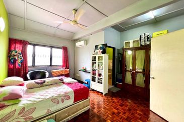 SUPER BELOW MARKET Taman Setiawangsa KL Double Storey for Sale