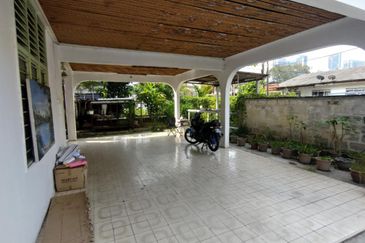 Kampung Datuk Keramat