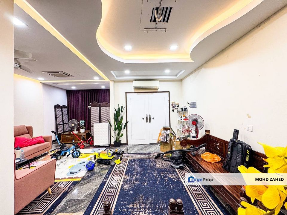 Taman Cempaka Ampang 2.5 Storey Fully Renovated For Sale, Selangor, Ampang