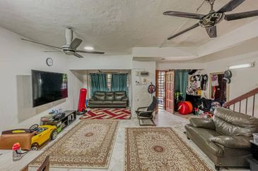 AU 1 (Datuk Keramat)