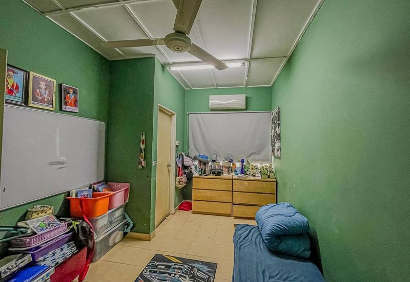 AU 1 (Datuk Keramat)