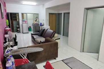 Pandan Court, Taman Pandan Mewah