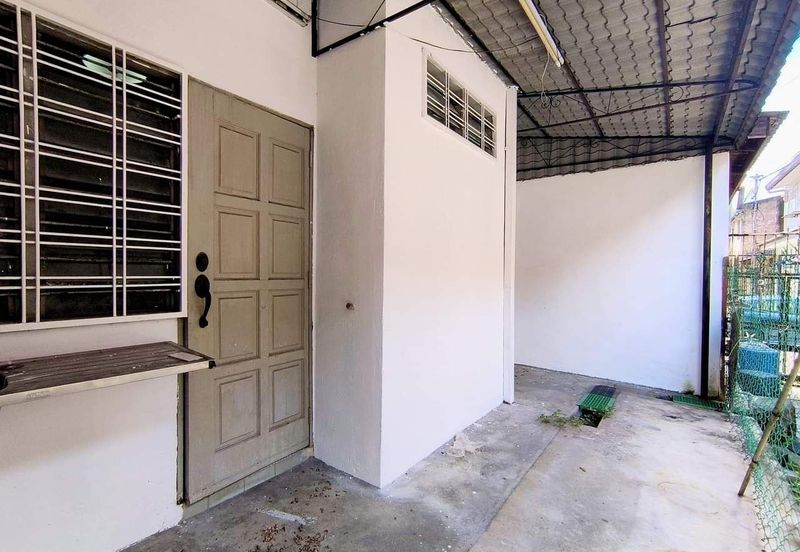 Open title Double Storey Bandar Tasik Selatan Kuala lumpur