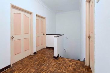 Open title Double Storey Bandar Tasik Selatan Kuala lumpur