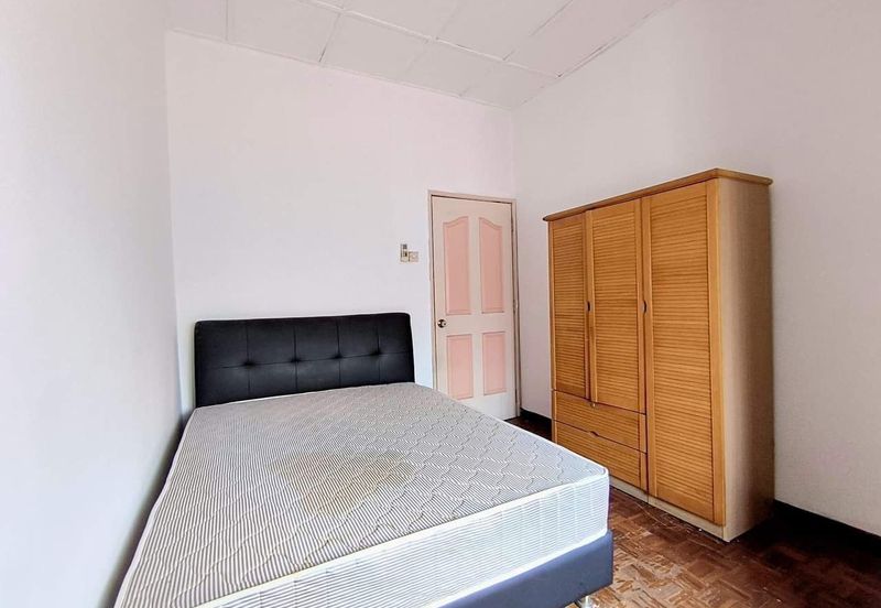 Open title Double Storey Bandar Tasik Selatan Kuala lumpur