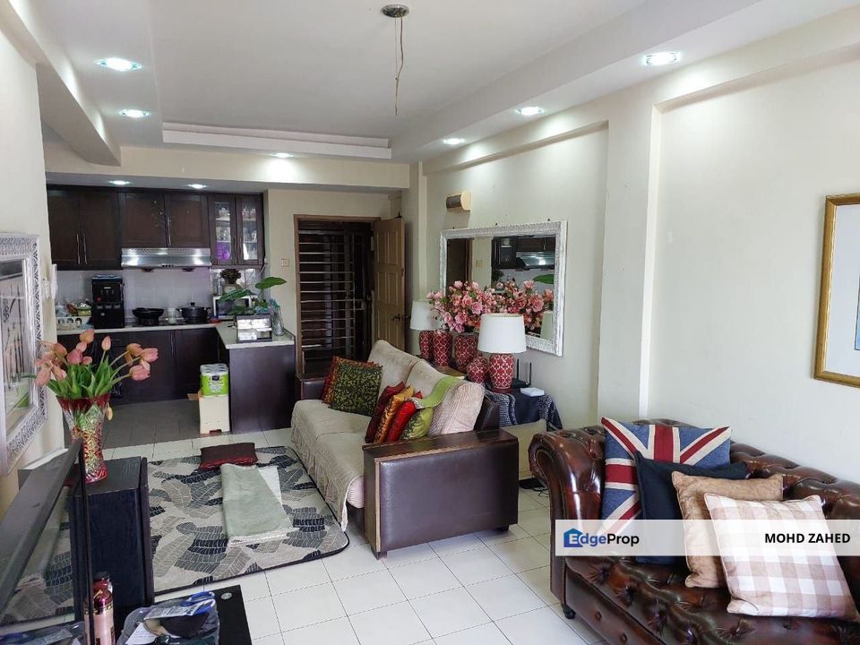 NICE UNIT Pangsapuri Saujana Gombak Pinggiran Batu Caves for Sale, Selangor, Batu Caves 