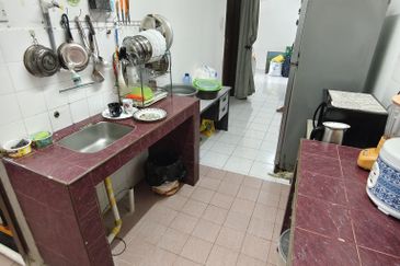 Taman Cahaya, Ampang