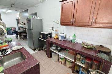 Taman Cahaya, Ampang