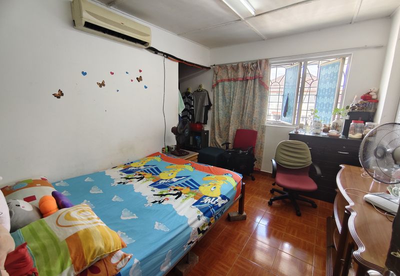 Taman Cahaya, Ampang