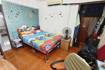 Taman Cahaya, Ampang